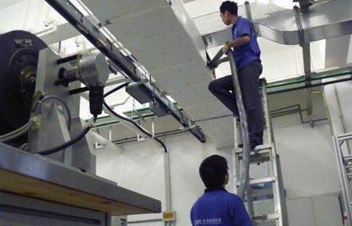 中央麻豆视频传媒入口维修高空作业，精品麻豆国产色欲WWW工程师高标准效果快保障售后无忧